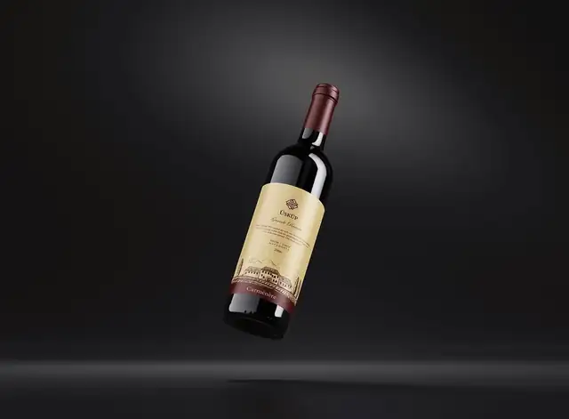 Üsküp wine bottle